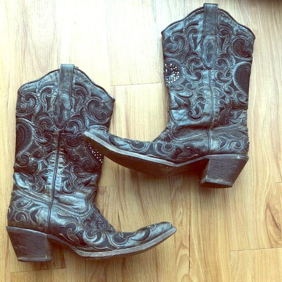 Corral Shoes - Corral Boots